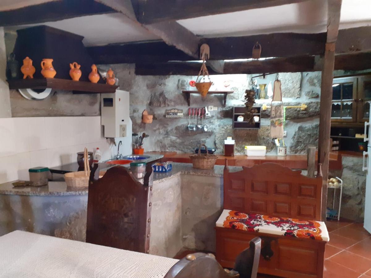 A Casa Do Pátio Сasa de vacaciones Montalegre